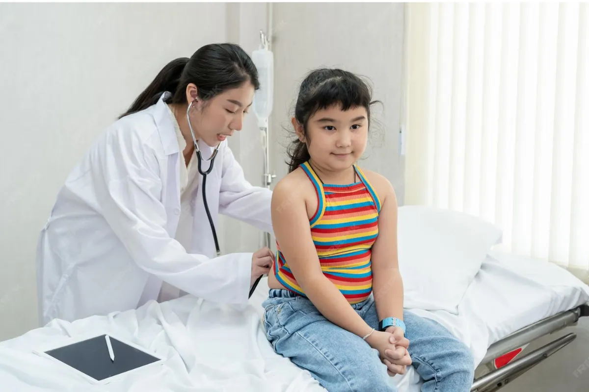 Dấu hiệu ho trở nặng cần đưa trẻ đi khám ngay